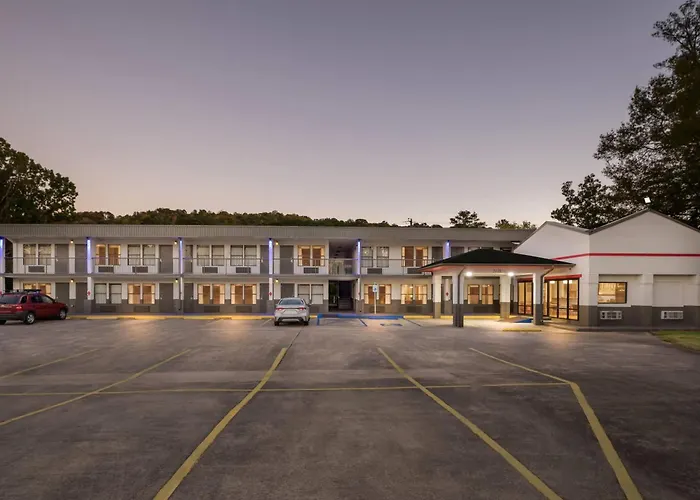 Super 8 By Wyndham Gadsden Al
